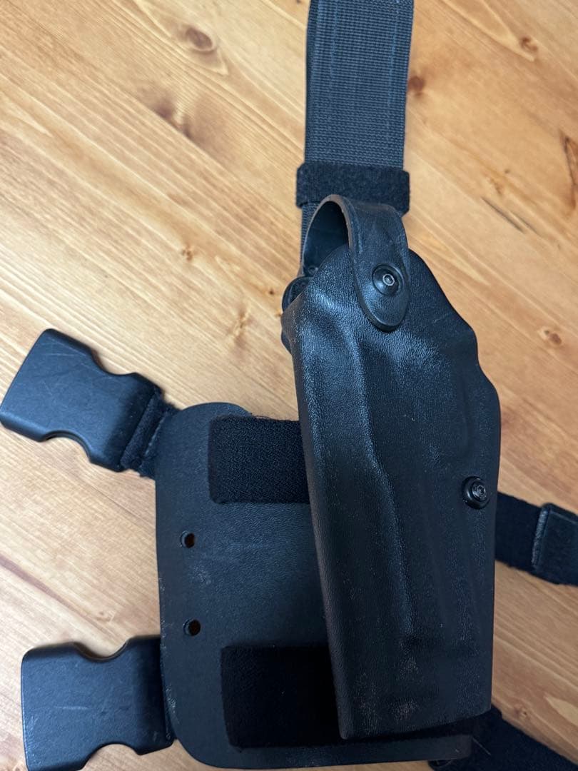 東京マルイガスガンU.S.M9＋6004実物ホルスター＋ハードケース