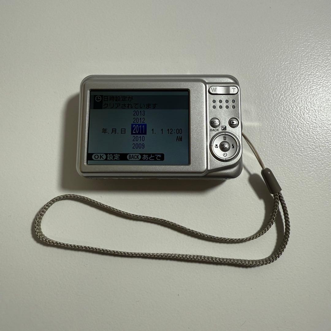 FUJIFILM FINEPIX AV210 単3電池 デジタルカメラ