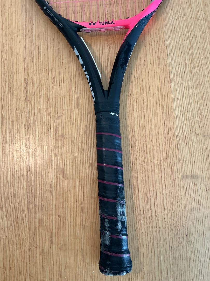 ⭐︎オシャレ＆かわいい！YONEX ヨネックスEZONE Lite 硬式用ラケット