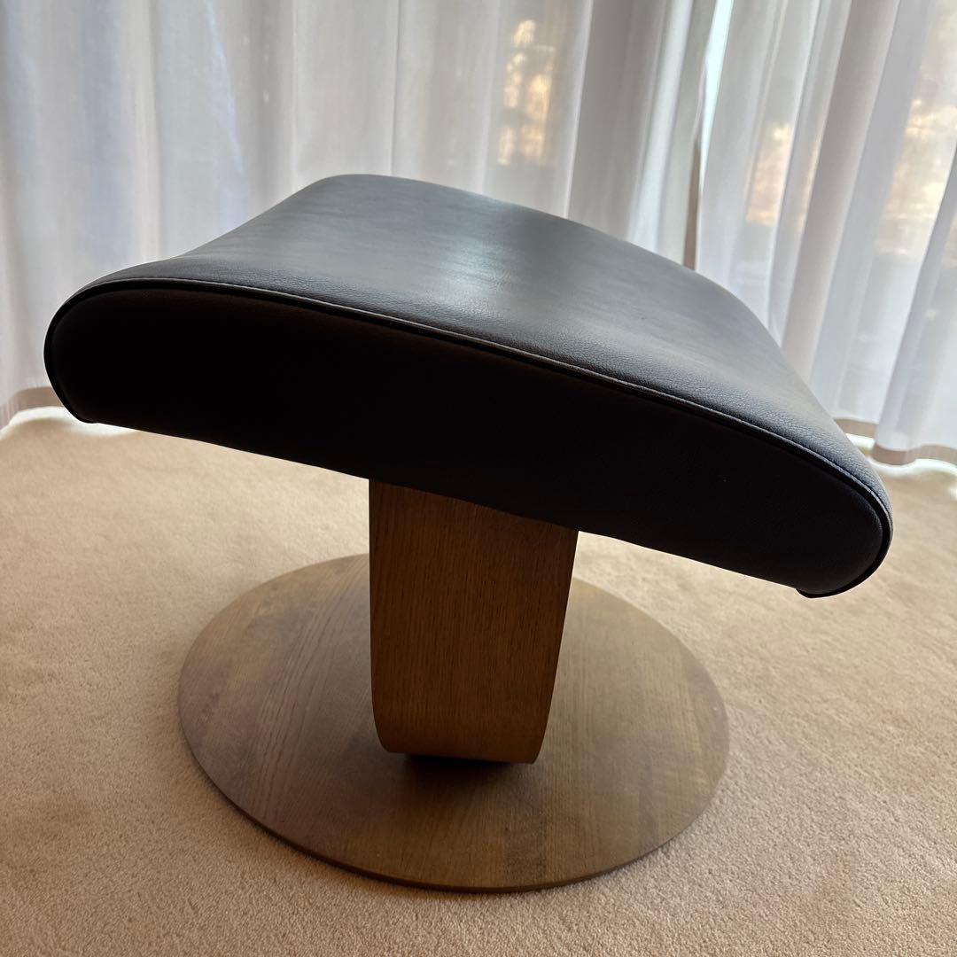 カリモク　THE FIRST