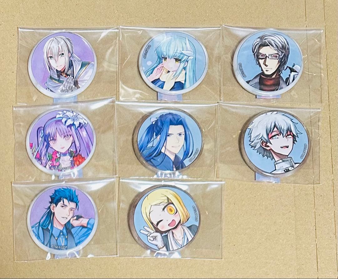Fate/GrandOrder 霊基召喚缶バッジ 51個 チケットフォルダー