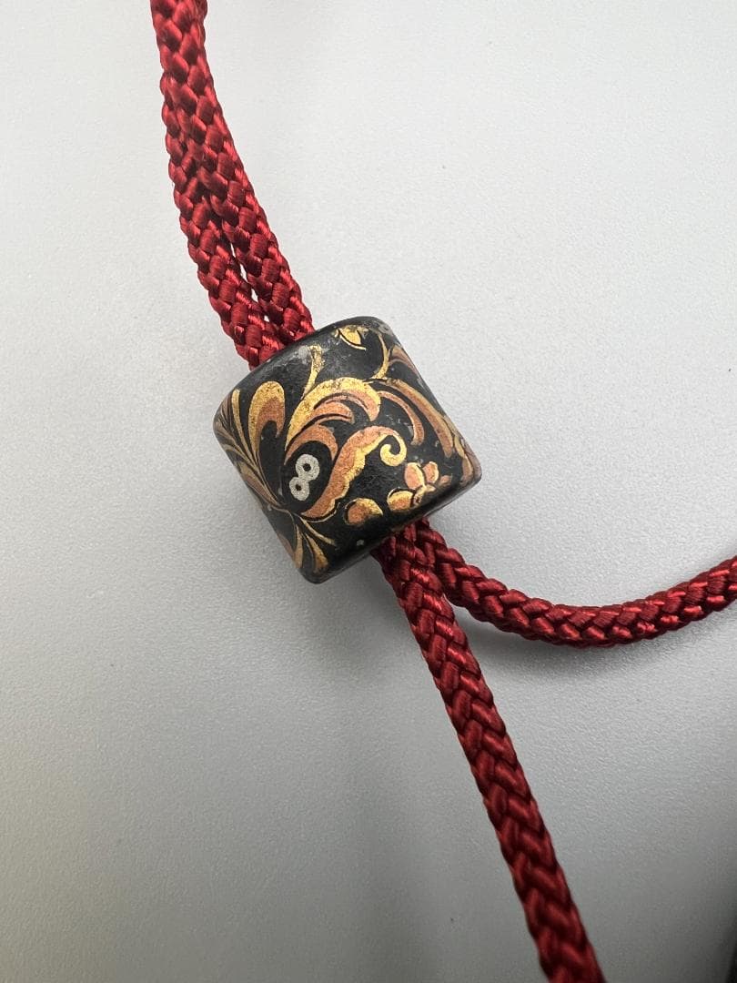 印籠 時代 三段 緒締 提げ物 草履に蛙根付 在銘 細密細工 重量約49g