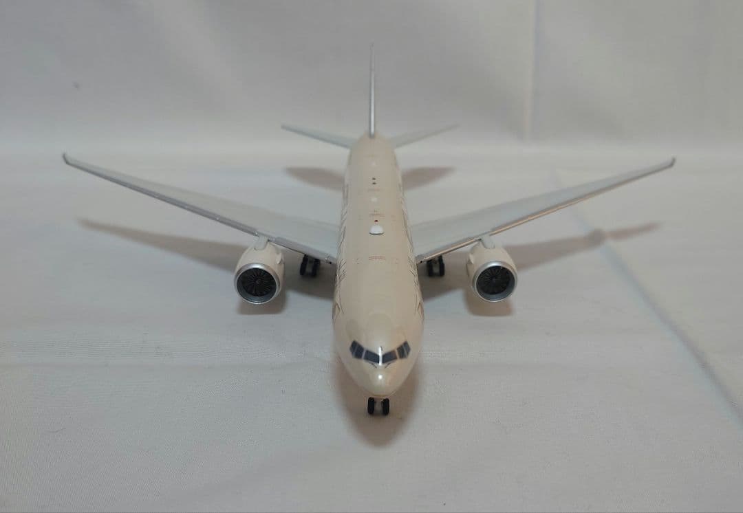 エティハド航空　BOEING 777-200LR　1/200スケール