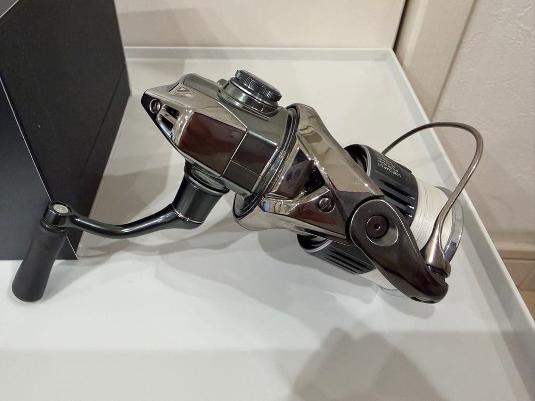 SHIMANO C2000S スピニングリール