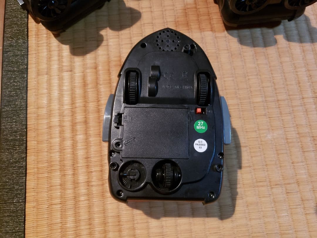 ラジコン　陸上型ボート　4個セット