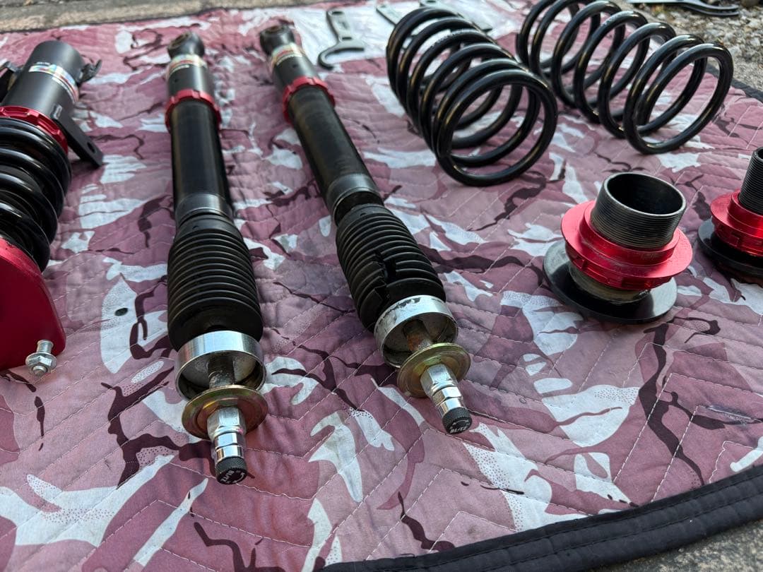 la100sムーヴBLITZ 車高調