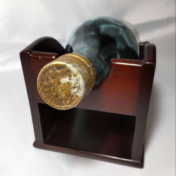 モロゾフ68 空瓶 と ワインラック アブサン