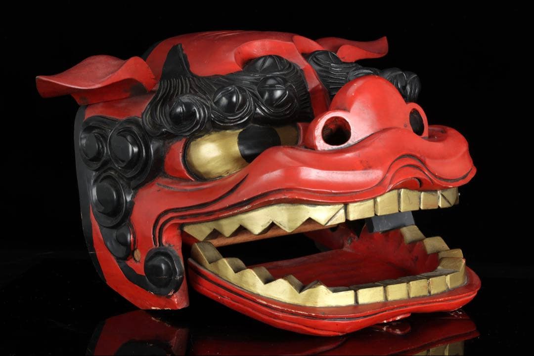 時代物 木彫獅子頭 朱漆金彩 幅49cm 獅子舞 神楽面 魔除 縁起物 骨董品
