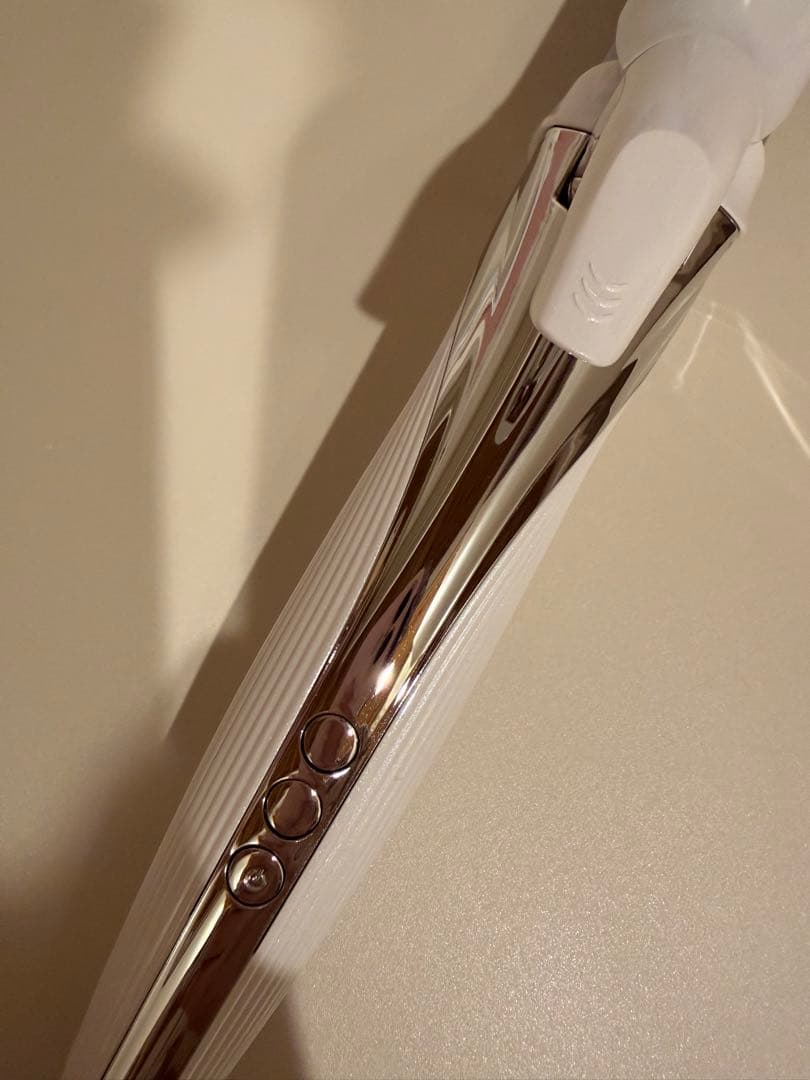 ୨୧めいちゃん୨୧ReFa リファ カールヘアアイロン 32mm 2023