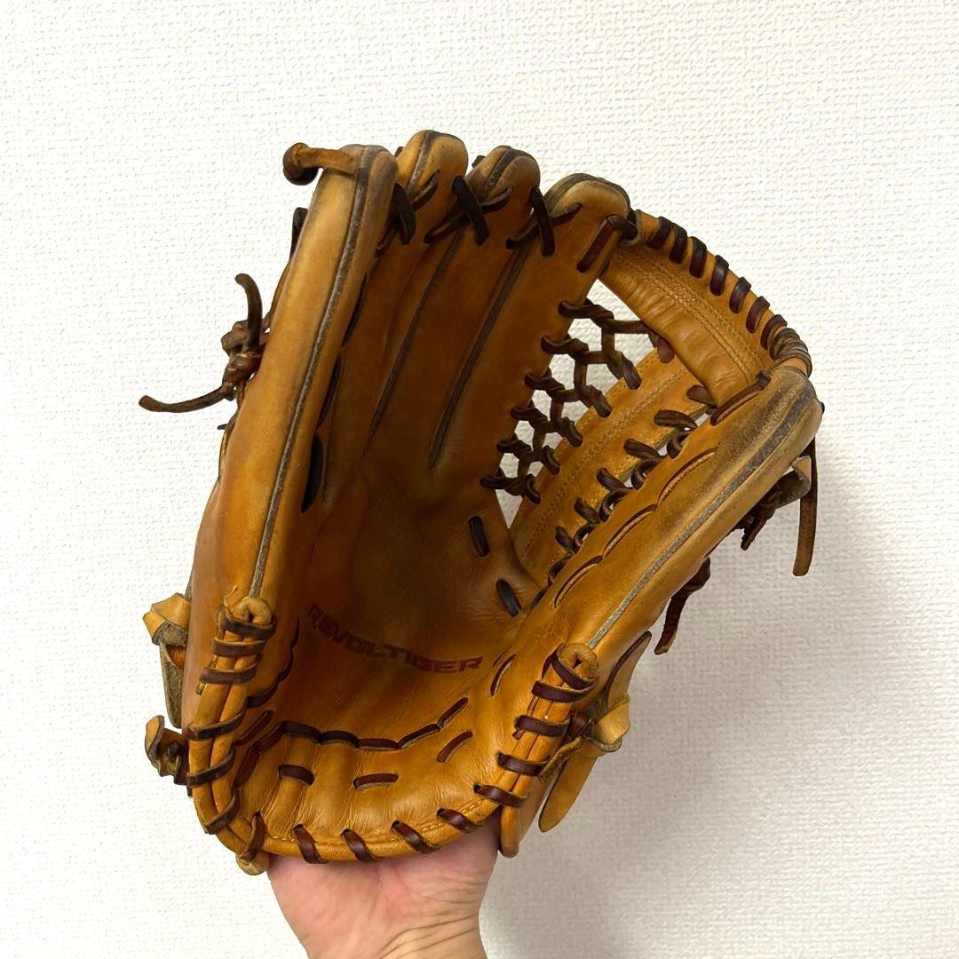 694 ミツワタイガー レボルタイガー 型抜群 硬式 外野手用グローブ