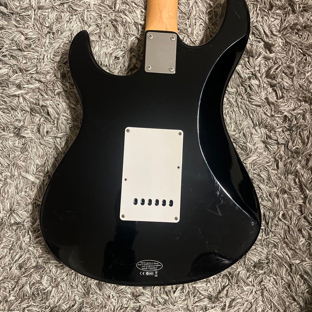 Yamaha Pacifica ブラックエレキギター