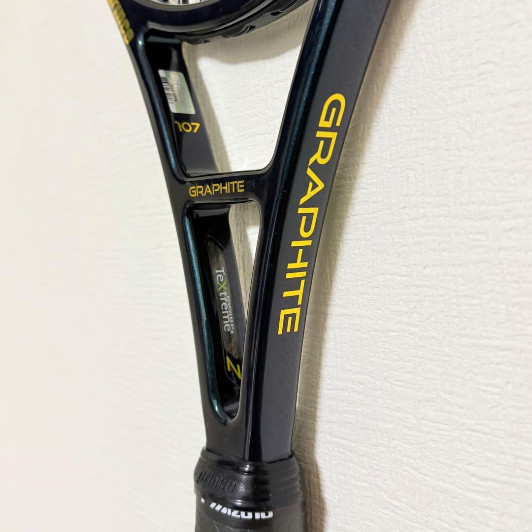 princeプリンス　ファントムグラファイト107 硬式テニスラケット