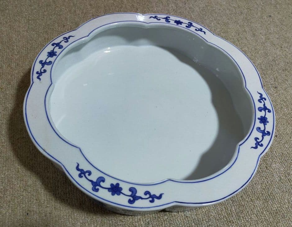 セール中✨中国工芸　染付青花磁器　花鳥水鉢（ 大）睡蓮鉢　花丸型　う