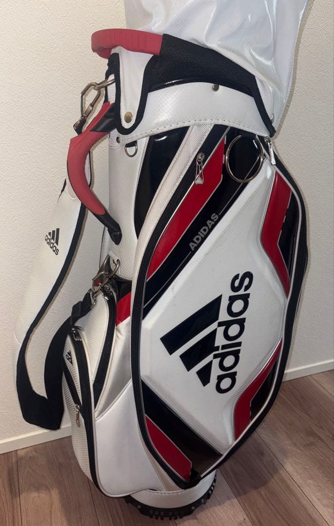 アディダス キャデバッグ 白黒赤 ゴルフバッグ