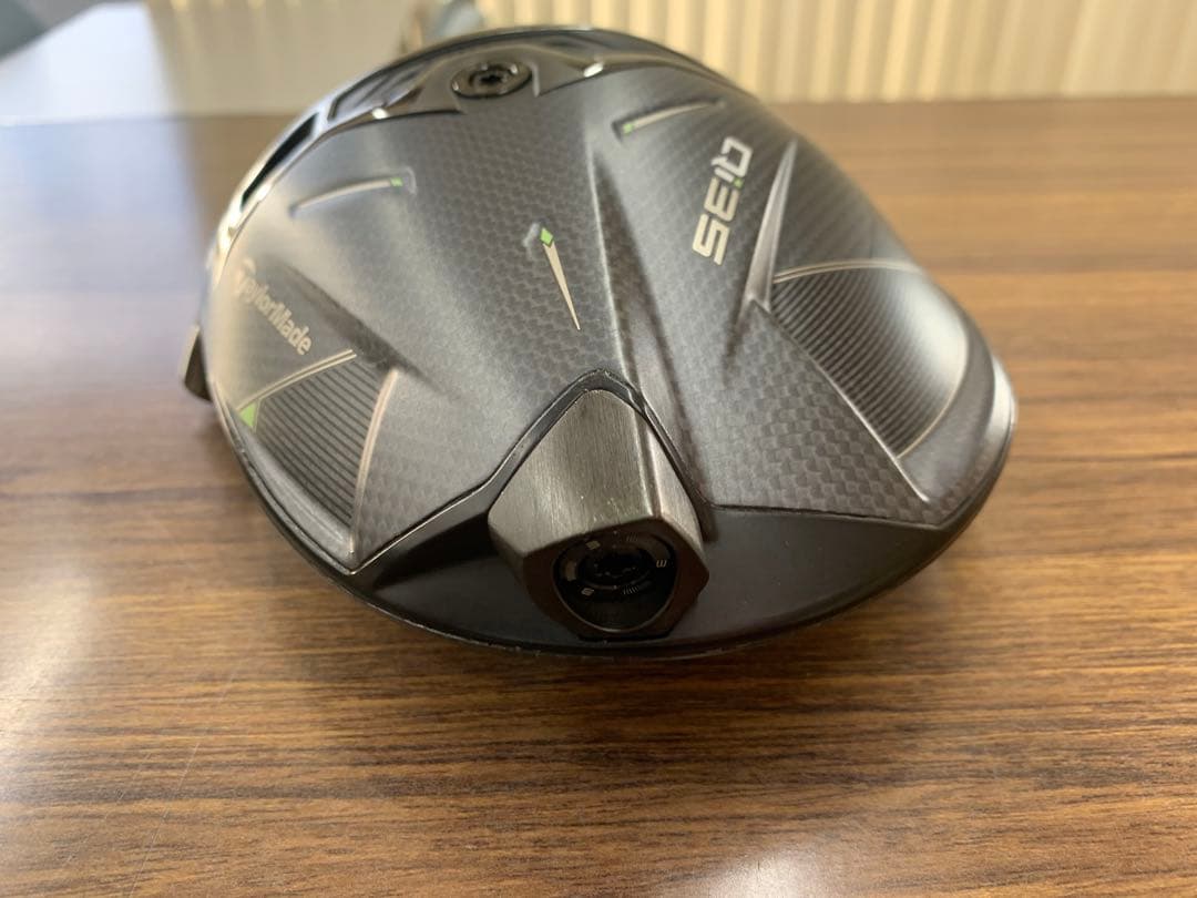 レフティ　テーラーメイドQi35 9.0° ドライバーヘッドのみ　ヘッドカバー付