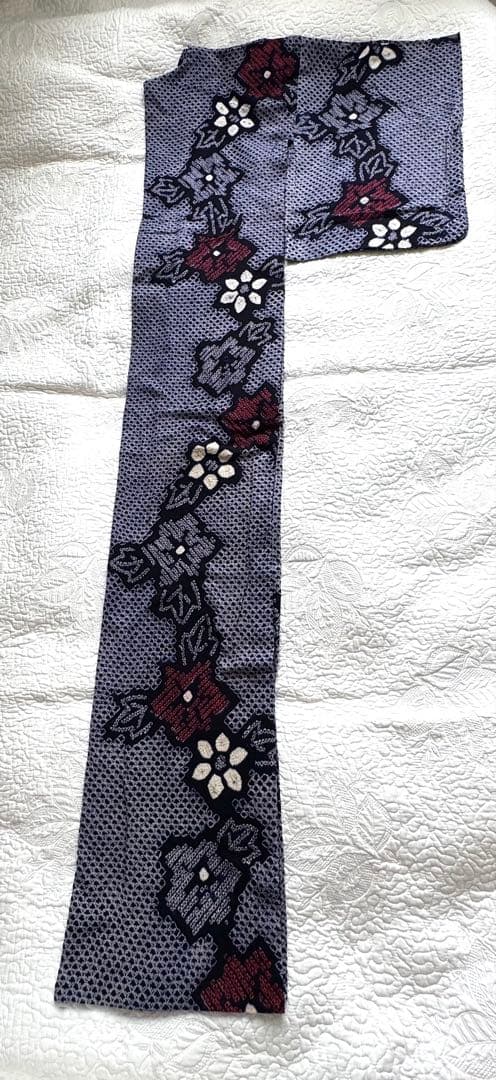 高身長の方にも 粋な大人の浴衣 ◆ 有松絞り シンプルな花繋ぎ 逸品