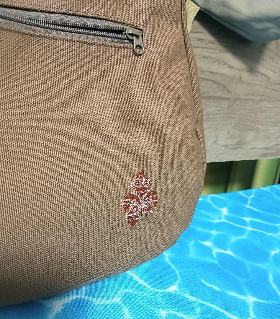 遮光器土偶　ショルダーバッグ　ポーチ　ハンドメイド　亀ヶ岡遺跡　しゃこちゃん