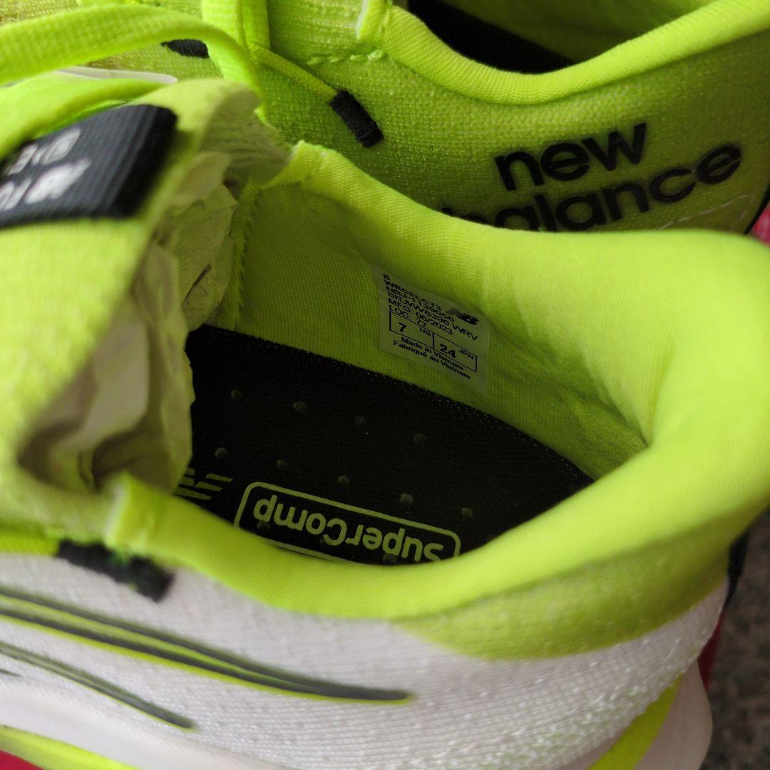 ニューバランス フューエルセル sc エリート V3 24.0cm