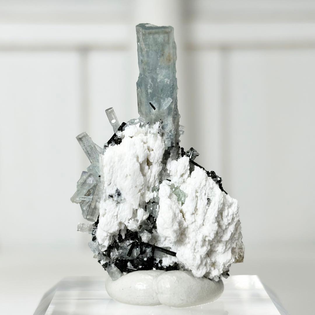 ベリル　アクアマリン　クラスター　鉱物標本　原石　天然石　ストーン　3種共生