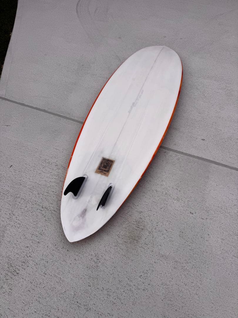 xenosurfboard ツインピン6.6 発送可能