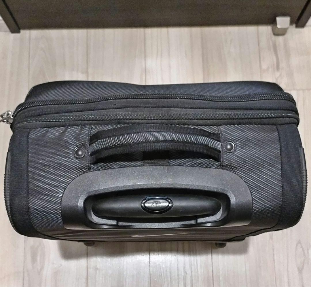 ナイキゴルフ　キャリーケース　機内持込