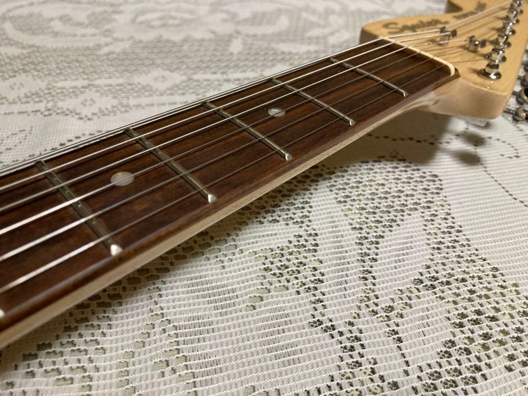 ギター Squier by Fender Super-Sonic Shell Pink