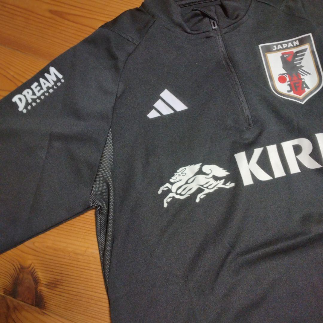 サッカー日本代表トレーニングジャージ