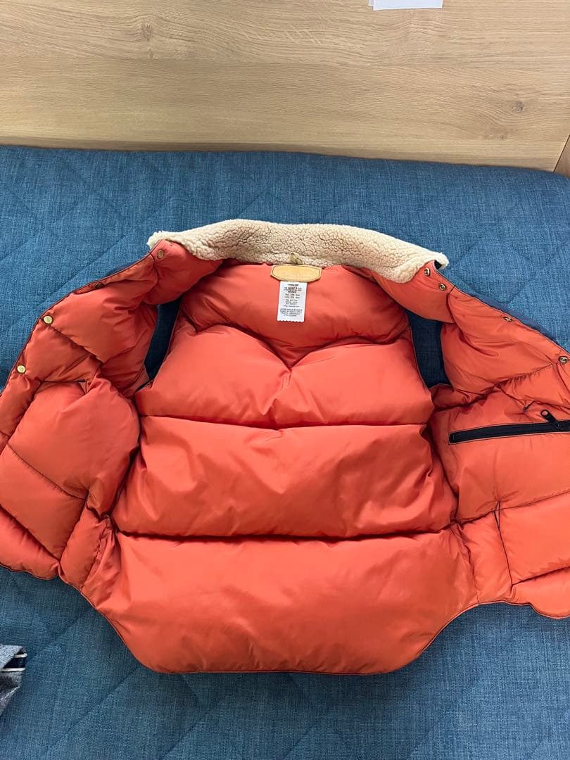 ダウンベスト ネイビー/ブラウン ボア襟付き