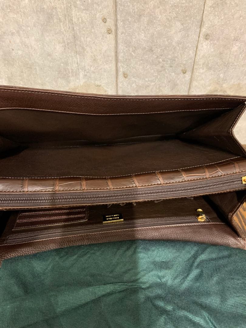 超激安一生物早い者勝ち激レア最終未使用希少ラグジュアリー本クロコダラスバッグ