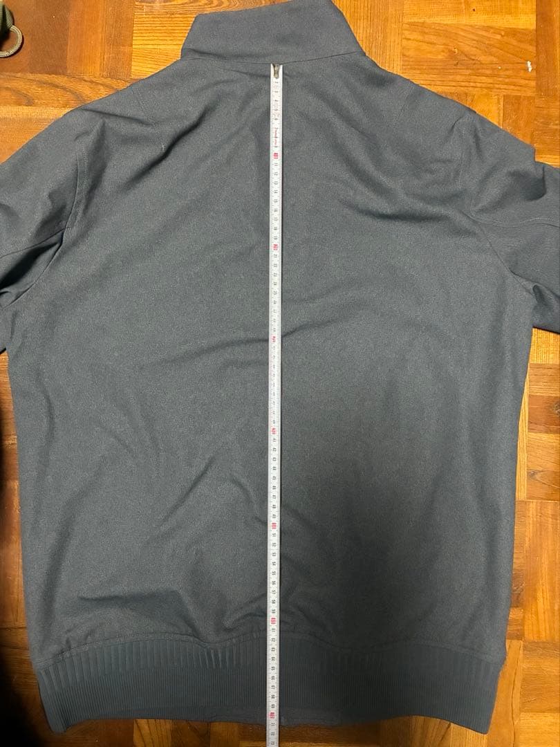 Travis mathew PLAY jacket アウター　XL 春物　グレー