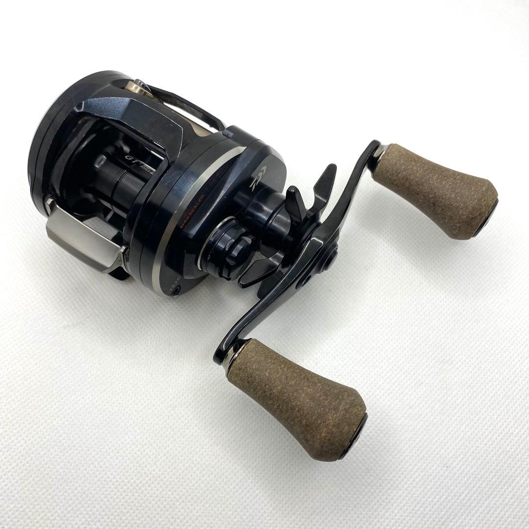 DAIWA ダイワ 18リョウガ1520-CC クレイジークランカー 右ハンドル