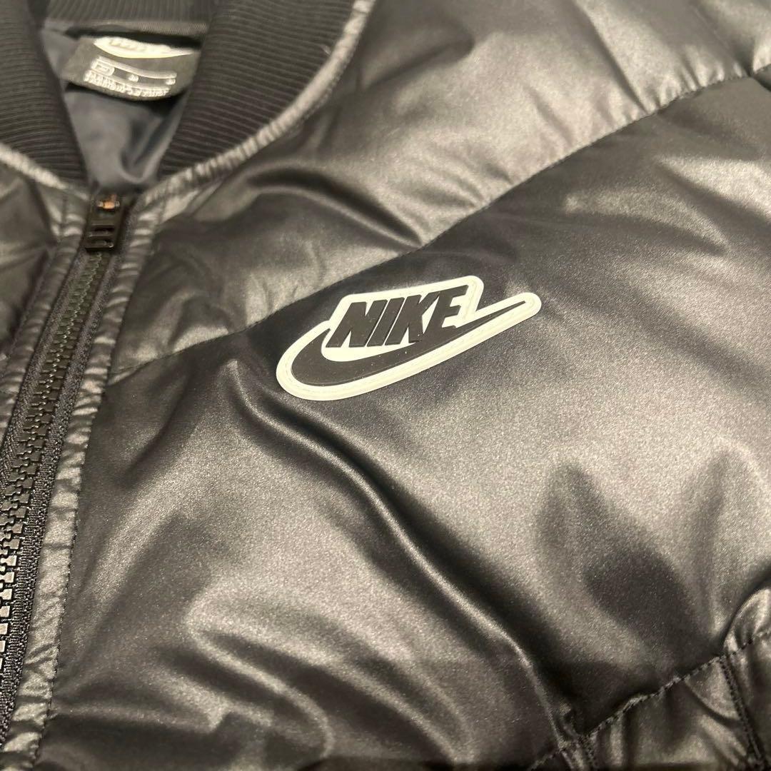 NIKE ダウンジャケット　ブラック　Mサイズ