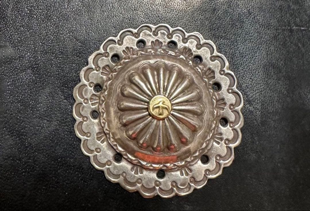 goro's ゴローズ　K18メタル付きフラワーコンチョ　希少巾着用　オールド