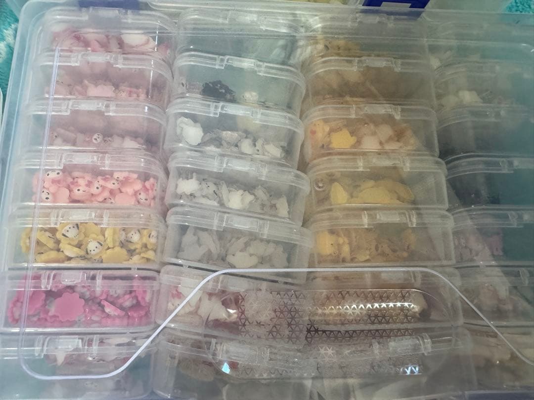 お得なネイルパーツおまとめ売り！！