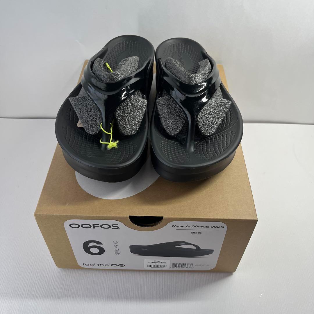 大特価・新品 OOFOS OOmega ウーフォス ウーメガ ブラック　サンダル