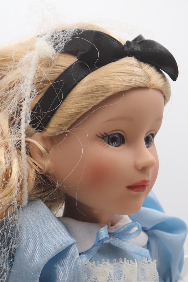 Curiouser ang Curiouser 青と白のドレス EFANBEE