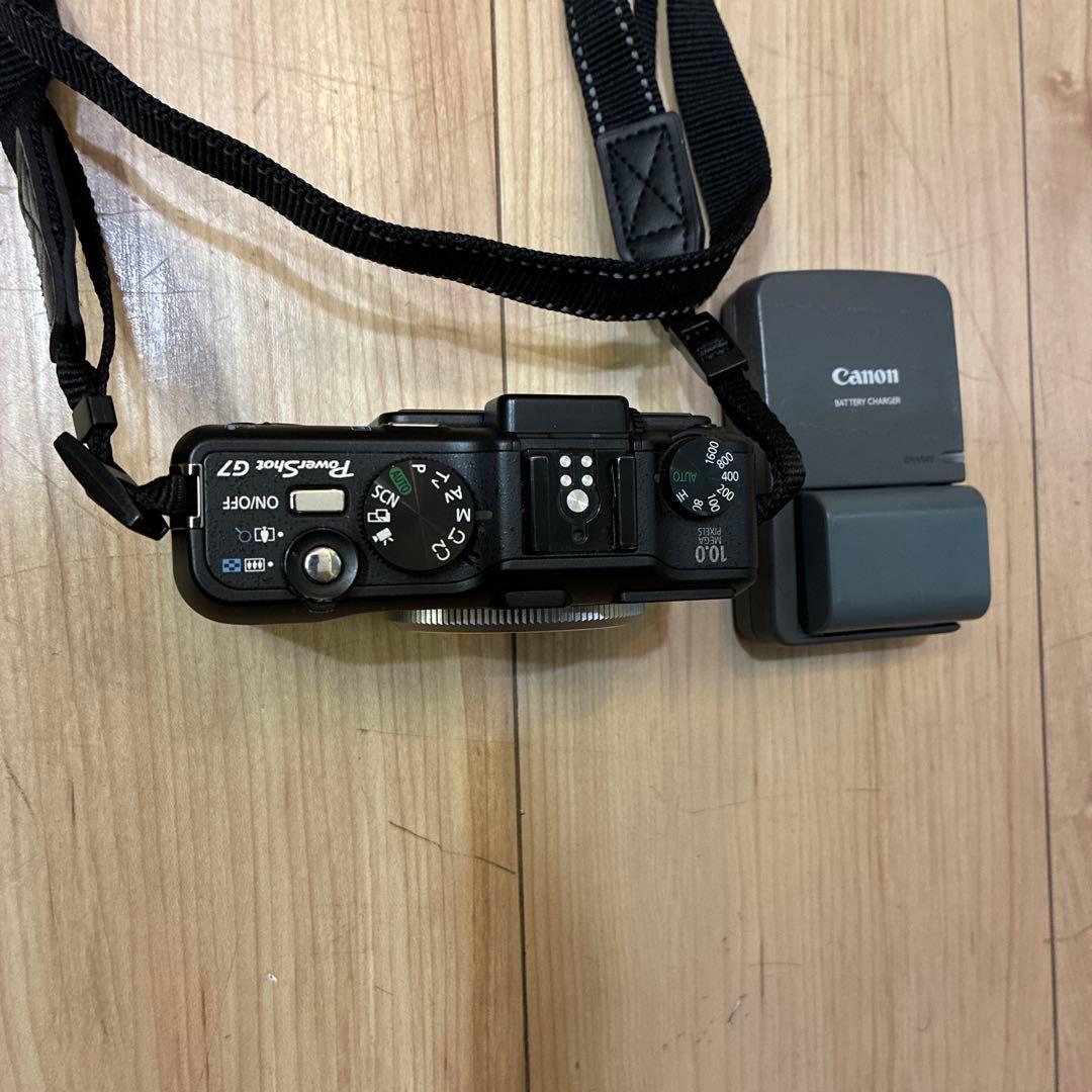 Canon Powershot G7(本体＋バッテリー×2＋充電器＋ストラップ）