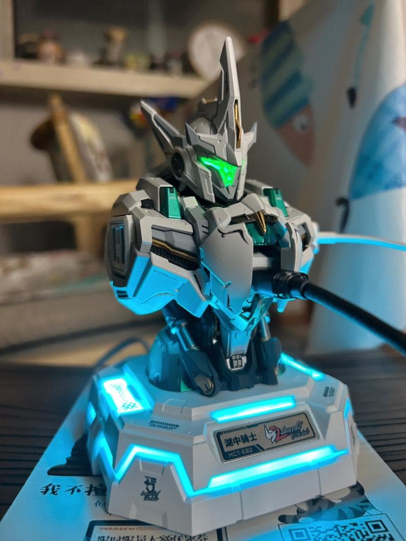 MOSHOW TOYS プロジェニターエフェクト 湖の騎士 充電器 フィギュア