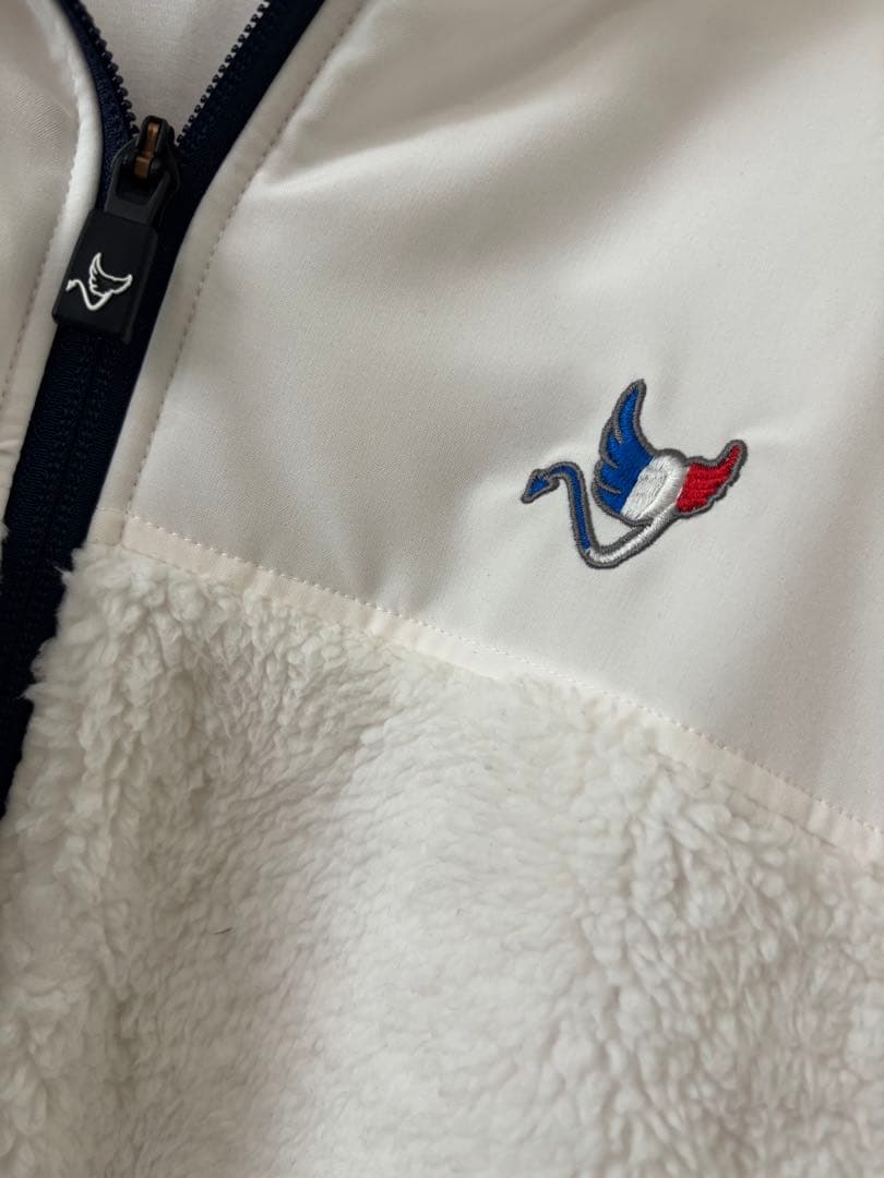 美品clunc パーカー