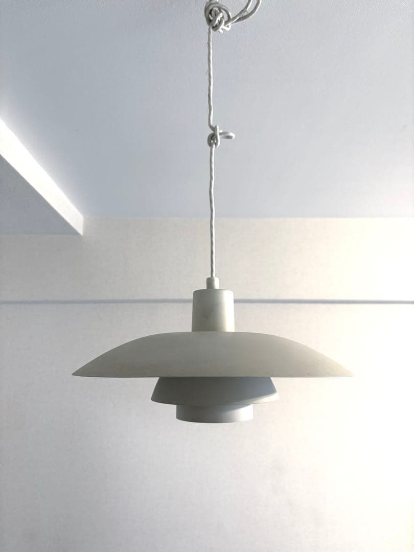 Louis Poulsen ルイスポールセン　ペンダントライト