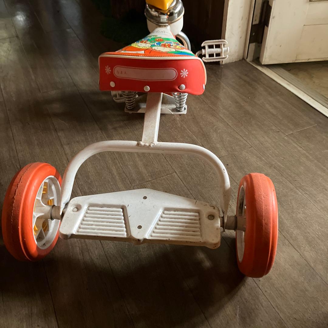 PLAY MATE 三輪車 ホワイト・オレンジ　中古品