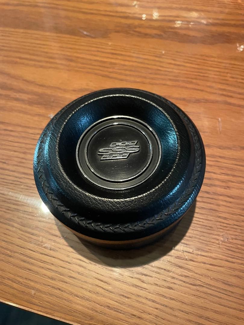 日産ブルーバード510純正ウッドハンドル ホーンボタンset