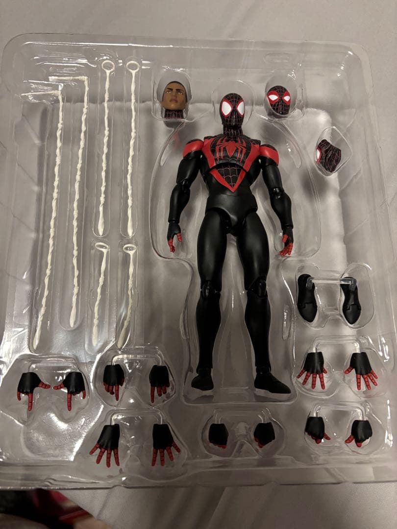 MAFEX スパイダーマン　マイルス　リニューアルver. マーベルレジェンド系