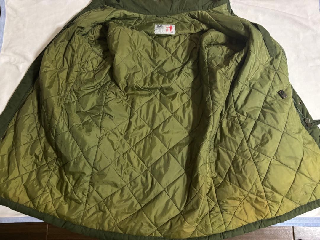 美品スウェーデン軍　M90コート　型　コールドウェザーパーカー 180/75