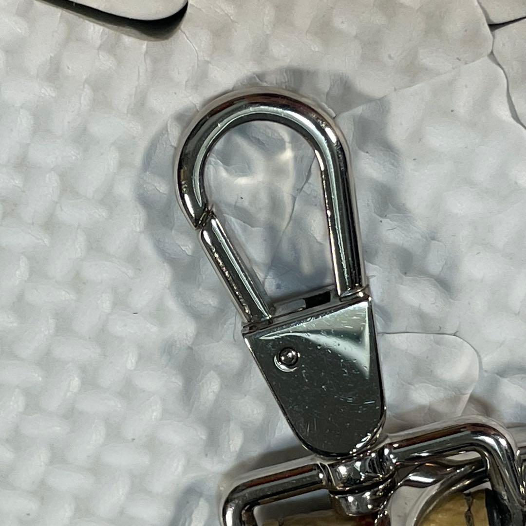 2回使用の極美品 バーバリー ノバチェック TB レザー キーリング ストラップ