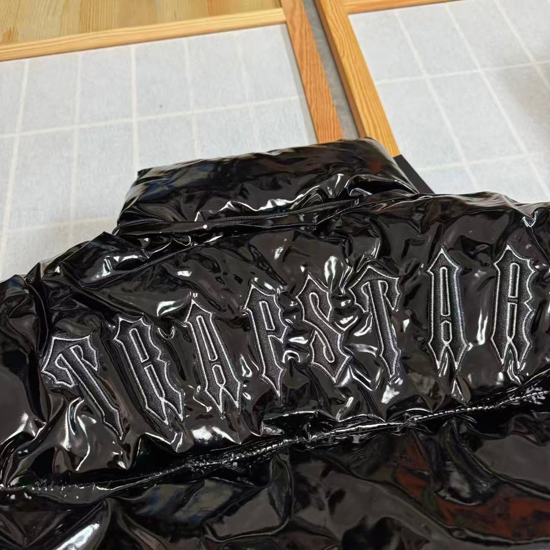 新品 TRAPSTAR 光沢ブラック ダウンジャケット Sサイズ u