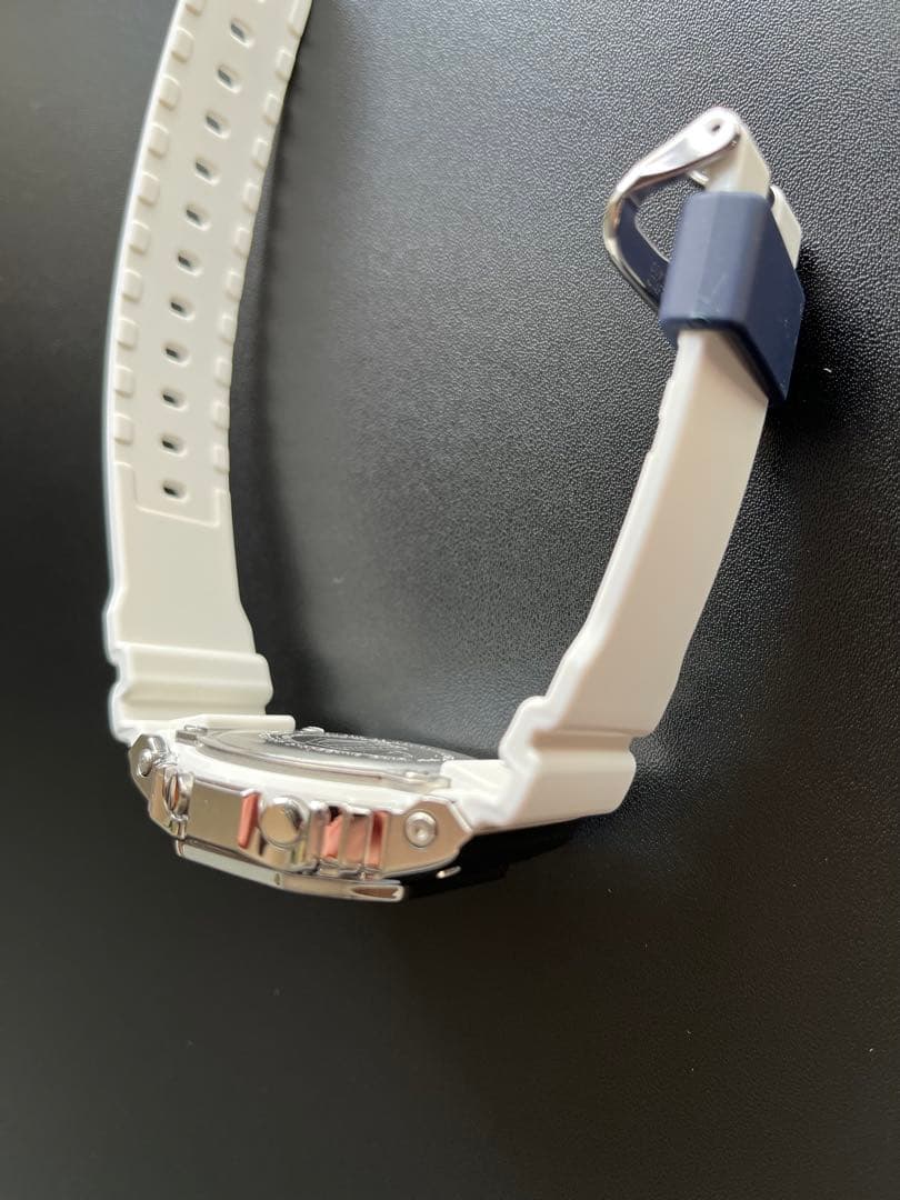 ま*ー様 【生産終了品】G-SHOCK GM-5600LC-7JF