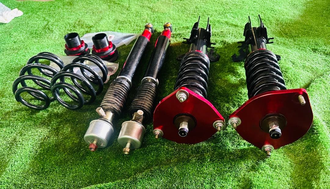 Largus ラルガス 車高調K12/Z11日産マーチキューブ サスペンション