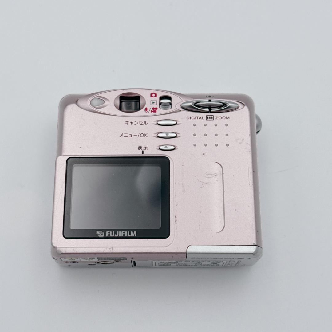 希少モデル✨FUJIFILM FinePix30i デジタルカメラ ピンク