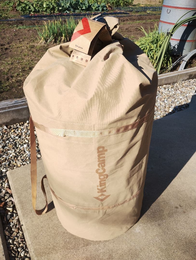 KINGCAMPベルテント　タープ付き！